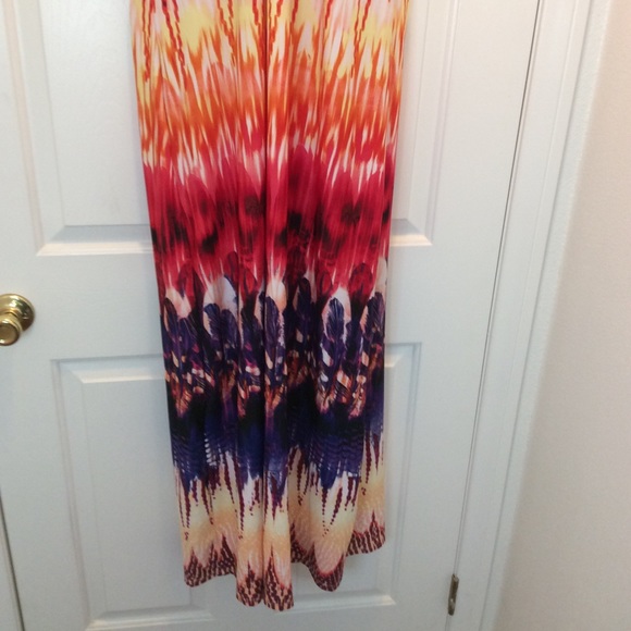 🌺Colorful Halter tie neck wood bead detail🌺XL🌺 - Picture 3 of 8